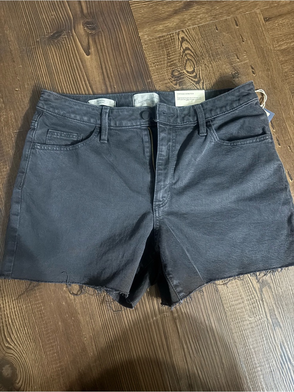 Women's Black Denim Vintage Midi Shorts - 8 - Universal Thread